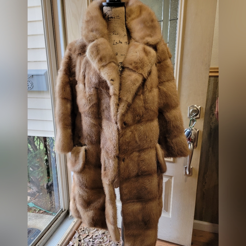Medium Fur front buttons